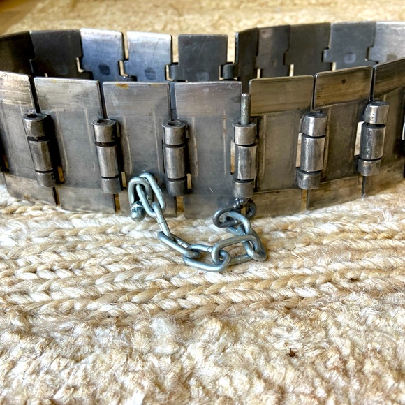 NWOT Metal chain belt - s/m - Picture 2 of 4